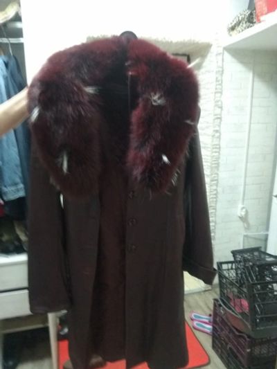 Лот: 18454083. Фото: 1. Кожаное пальто с мехом и подстежкой. Верхняя одежда