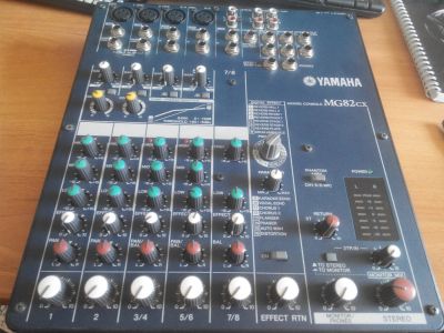 Лот: 7572586. Фото: 1. Yamaha mg82cx. Микшеры, предусилители, микрофонные эффекты