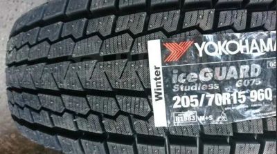 Лот: 19436833. Фото: 1. шины 205/70 R15 Yokohama Ice Guard... Шины