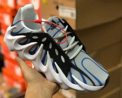 Лот: 14957727. Фото: 1. Кроссовки Adidas Yeezy Boost 451... Кеды, кроссовки, слипоны