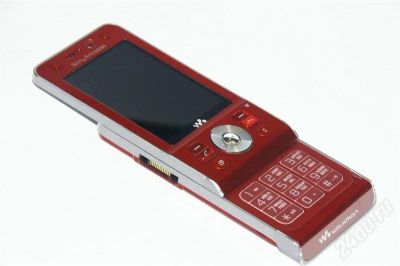 Лот: 290404. Фото: 1. Сотовый телефон Sony Ericsson... Кнопочные мобильные телефоны
