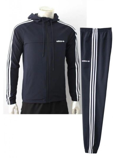 Лот: 16768395. Фото: 1. 4 Спортивный костюм adidas. Спортивные костюмы