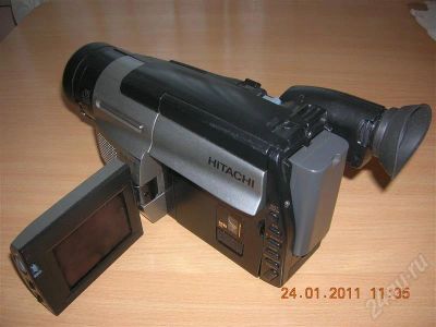 Лот: 732370. Фото: 1. Hitachi 8mm Video Camera Recorder... Видеокамеры