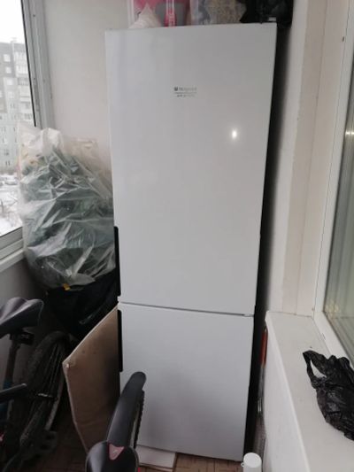 Лот: 19992165. Фото: 1. Холодильник Hotpoint Ariston HF4180W. Холодильники, морозильные камеры