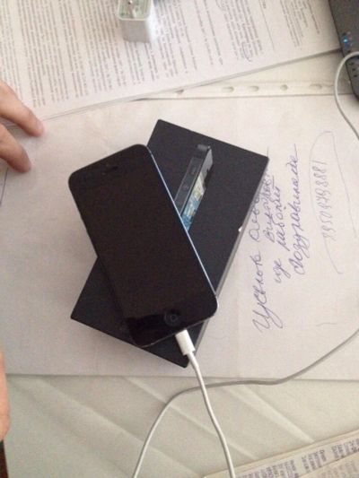 Лот: 7400405. Фото: 1. iPhone 5(black). Смартфоны