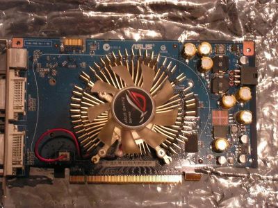 Лот: 132282. Фото: 1. Видеокарта Asus EN8600 GTS/HTDP... Видеокарты