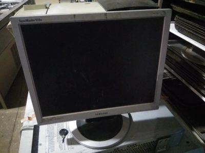 Лот: 14907799. Фото: 1. Трупешный монитор Samsung 510N. ЖК-мониторы