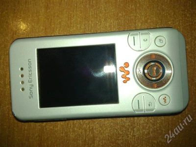Лот: 643048. Фото: 1. Sony Ericsson W580. Кнопочные мобильные телефоны