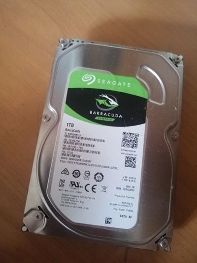 Лот: 18028079. Фото: 1. Жесткий диск 1 тб Barracuda. Жёсткие диски (HDD)