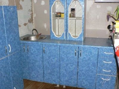 Лот: 2460028. Фото: 1. кухонный гарнитур+столик раскладной... Кухонные гарнитуры