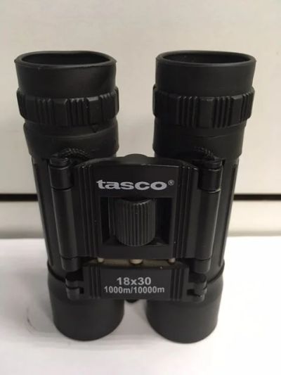 Лот: 17497507. Фото: 1. Бинокль Tasco 18x30 1000m/10000m. Бинокли