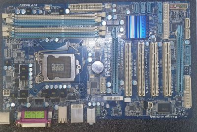 Лот: 17196861. Фото: 1. Материнская плата GigaByte GA-P55-UD3l... Материнские платы