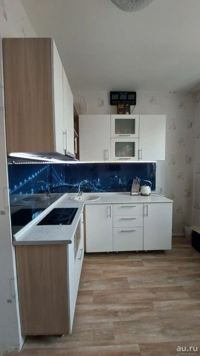 Лот: 18142908. Фото: 1. Кухня даром с быт. Техникой. Фартуки для кухни