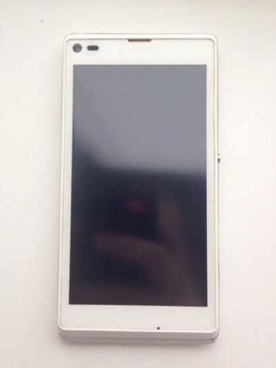 Лот: 4784508. Фото: 1. Sony Xperia L. Смартфоны