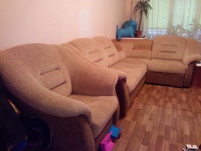 Лот: 5387161. Фото: 1. Мягкий уголок с креслом, универсальный-расположение... Диваны
