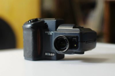 Лот: 7122750. Фото: 1. nikon 995-макро 2см. Цифровые компактные