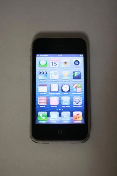 Лот: 3180081. Фото: 1. Iphone 3GS оригинал, хорошее состояние... Смартфоны