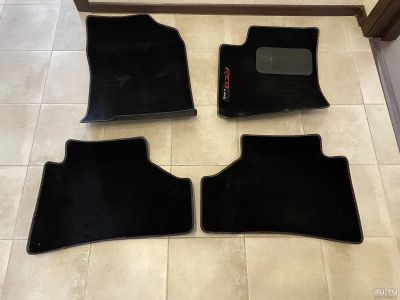 Лот: 17505673. Фото: 1. Ковры автомобильные Kia Rio. Чехлы, коврики, оплетки руля