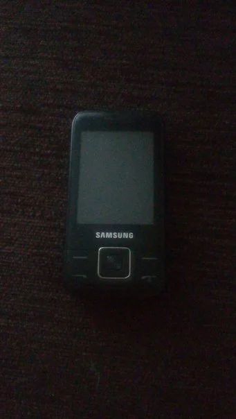 Лот: 6973203. Фото: 1. Телефон Samsung. Кнопочные мобильные телефоны