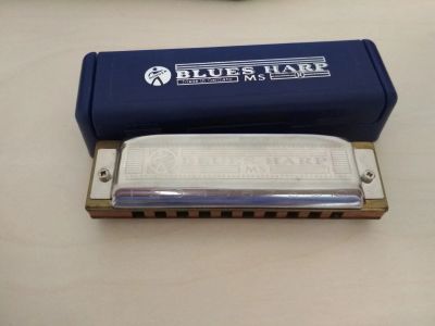 Лот: 18177974. Фото: 1. Губная гармошка Hohner Blues Harp... Другое (музыкальные инструменты)