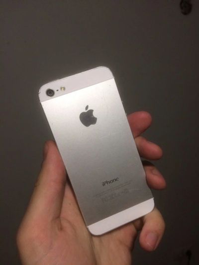 Лот: 10987471. Фото: 1. iPhone 5. Смартфоны