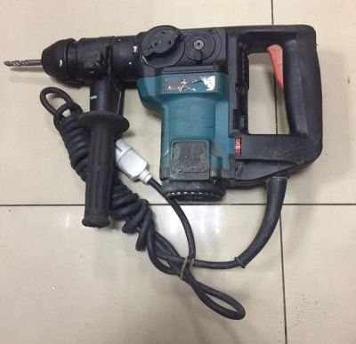 Лот: 9671564. Фото: 1. Перфоратор makita hr3000c. Электроинструмент