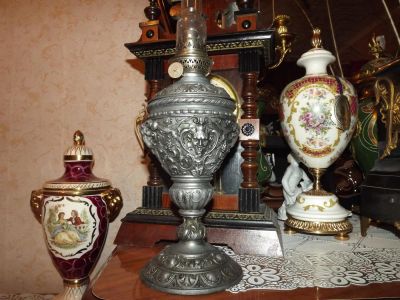 Лот: 10382025. Фото: 1. Старинная масляная лампа. Предметы интерьера и быта