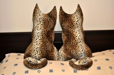 Лот: 9145448. Фото: 1. Подушки-кошки Ин-Янь, двусторонние... Подарки на 8 марта