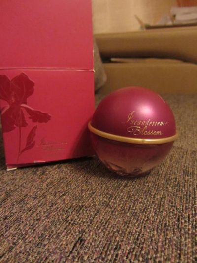 Лот: 6135600. Фото: 1. Инканденсенс Блоссом от Avon. Женская парфюмерия