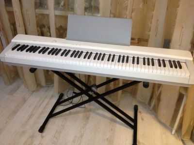 Лот: 5944679. Фото: 1. Продам пианино casio px-135. Клавишные