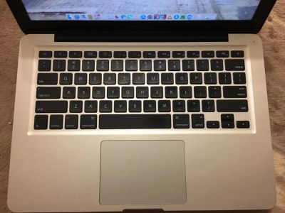 Лот: 11051556. Фото: 1. Продам MacBook Pro 13 2011 года... Ноутбуки