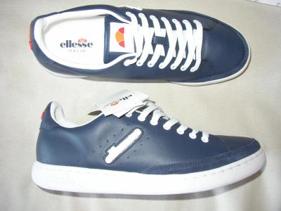 Лот: 11126087. Фото: 1. Кроссовки Ellesse р.44eur11,5us9... Кеды, кроссовки, слипоны