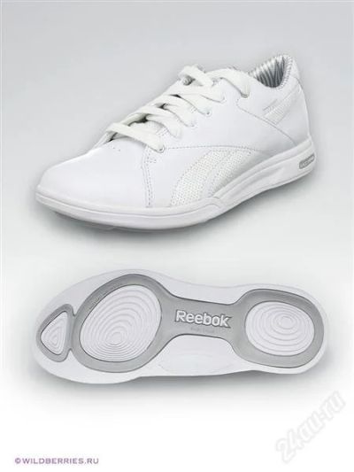 Лот: 1765483. Фото: 1. .Reebok Easytone Кроссовки белые... Кеды, кроссовки, слипоны