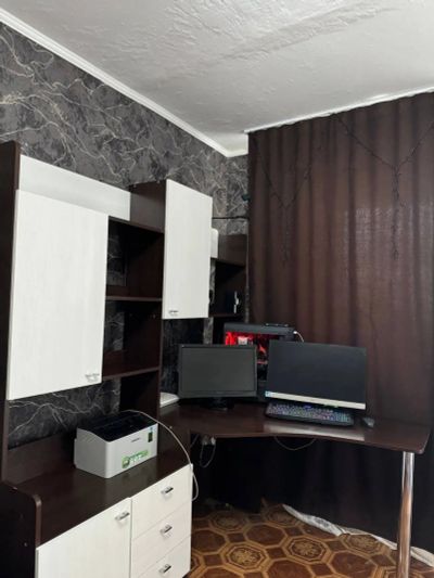 Лот: 22848672. Фото: 1. Стол компьютерный. Компьютерные и письменные столы