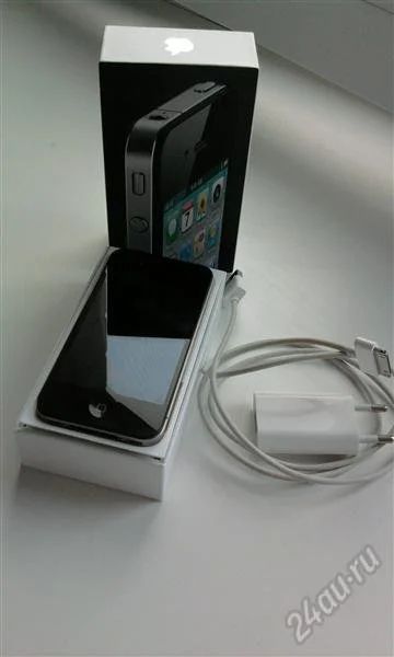 Лот: 1943399. Фото: 1. Apple iPhone 4 16Gb Официальный... Кнопочные мобильные телефоны