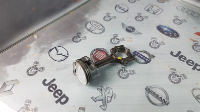 Лот: 24591133. Фото: 1. Поршень с шатуном Hyundai Elantra... Двигатель и элементы двигателя