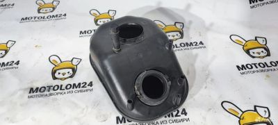Лот: 23319019. Фото: 1. Корпус воздушного фильтра Suzuki... Запчасти