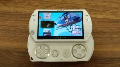 Лот: 6442187. Фото: 1. Sony PSP Go. Игровые приставки, консоли