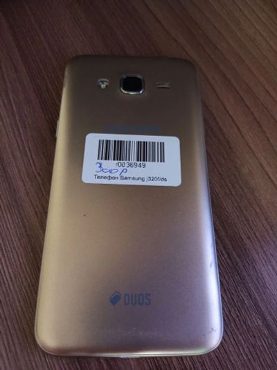 Лот: 19641922. Фото: 1. Телефон Samsung Galaxy J3 (2016... Смартфоны