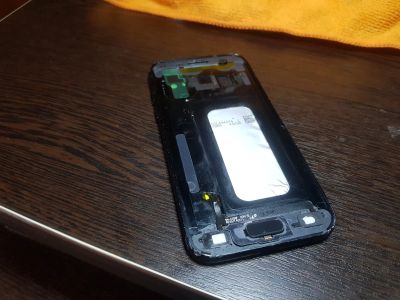 Лот: 11946939. Фото: 1. Samsung Galaxy A3 2017 A320F. Смартфоны