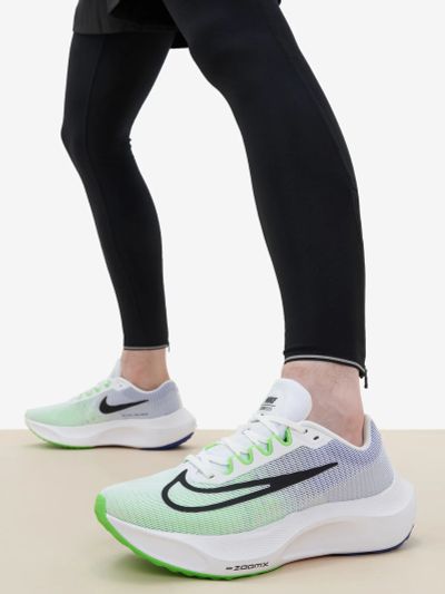 Лот: 24287604. Фото: 1. Кроссовки мужские Nike Zoom Fly... Кеды, кроссовки, слипоны