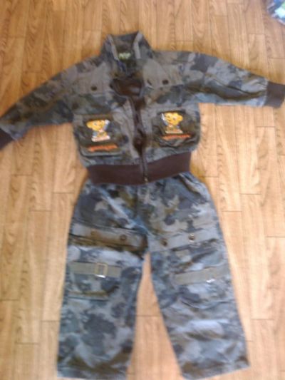 Лот: 4534274. Фото: 1. костюмчик. Костюмы, пиджаки, комбинезоны