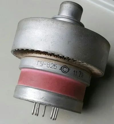 Лот: 9666581. Фото: 1. Радиолампа ГУ-82Б. Электронные лампы