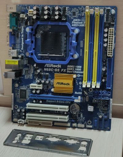 Лот: 19217014. Фото: 1. Мат. плата ASRock N68-GS FX(AM3... Материнские платы