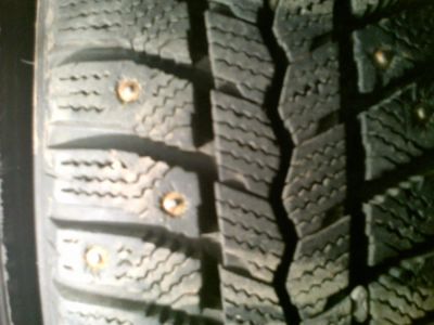 Лот: 3376188. Фото: 1. Комплект шипованных шин Bridgestone... Шины
