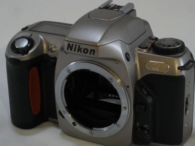 Лот: 9353403. Фото: 1. Автофокусный пленочный Nikon U... Плёночные зеркальные