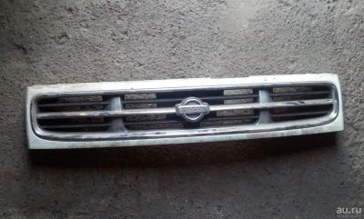 Лот: 9864685. Фото: 1. Решетка радиатора от Nissan Prairie... Кузов
