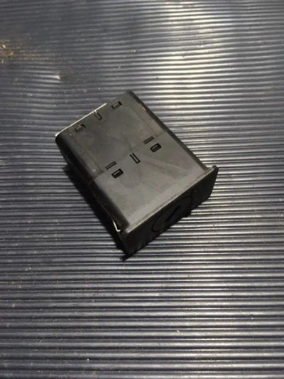 Лот: 21717668. Фото: 1. кнопка airbag Chevrolet Aveo T250. Двигатель и элементы двигателя
