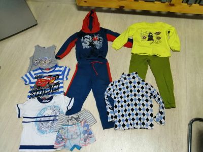 Лот: 17706039. Фото: 1. Вещи на мальчика 6-7 лет в отличном... Спортивная одежда