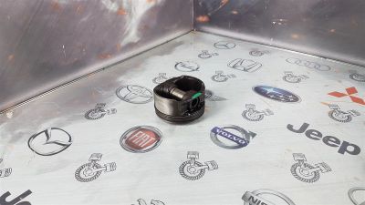 Лот: 23589623. Фото: 1. Поршень Chevrolet Trail Blazer... Двигатель и элементы двигателя